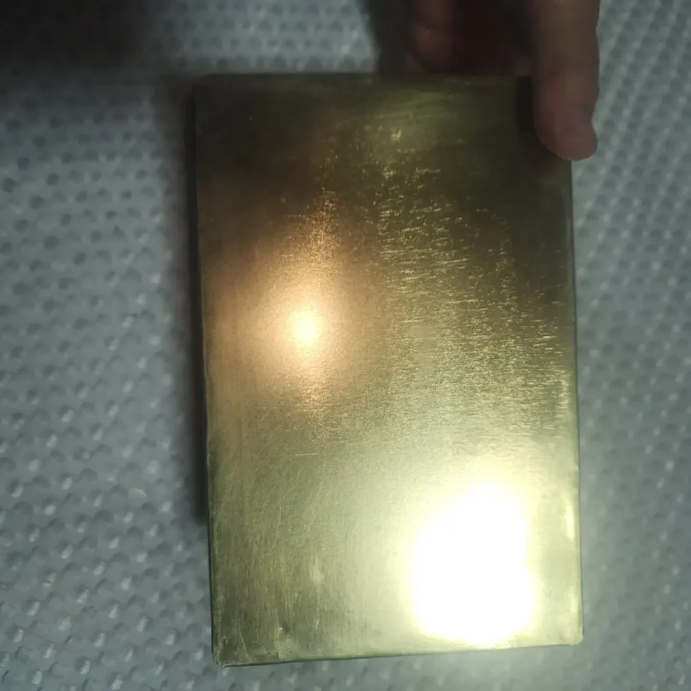 VINTAGE EUC LIGHT WEIGHT BRASS COLORED JEWELRY TREASURE BOX
